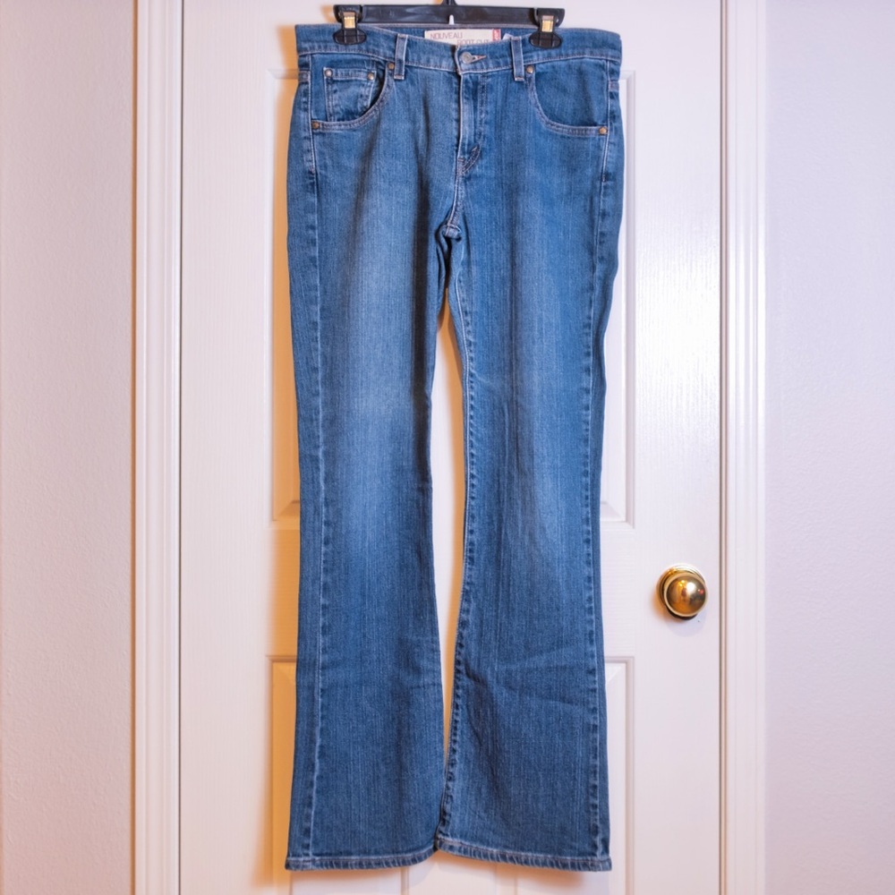 Levi's Nouveau 515 Bootcut Jean, Size 8M